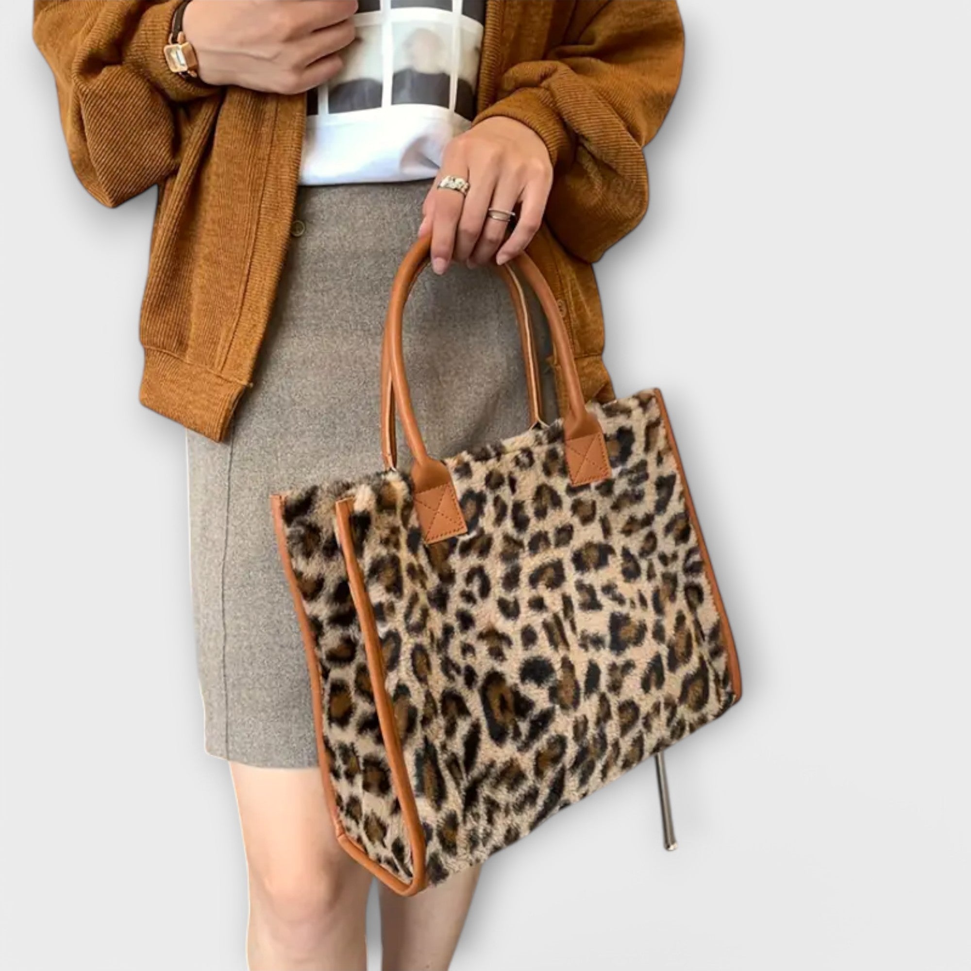 Zolvara - Elegancka Pluszowa Torebka w Panterkę