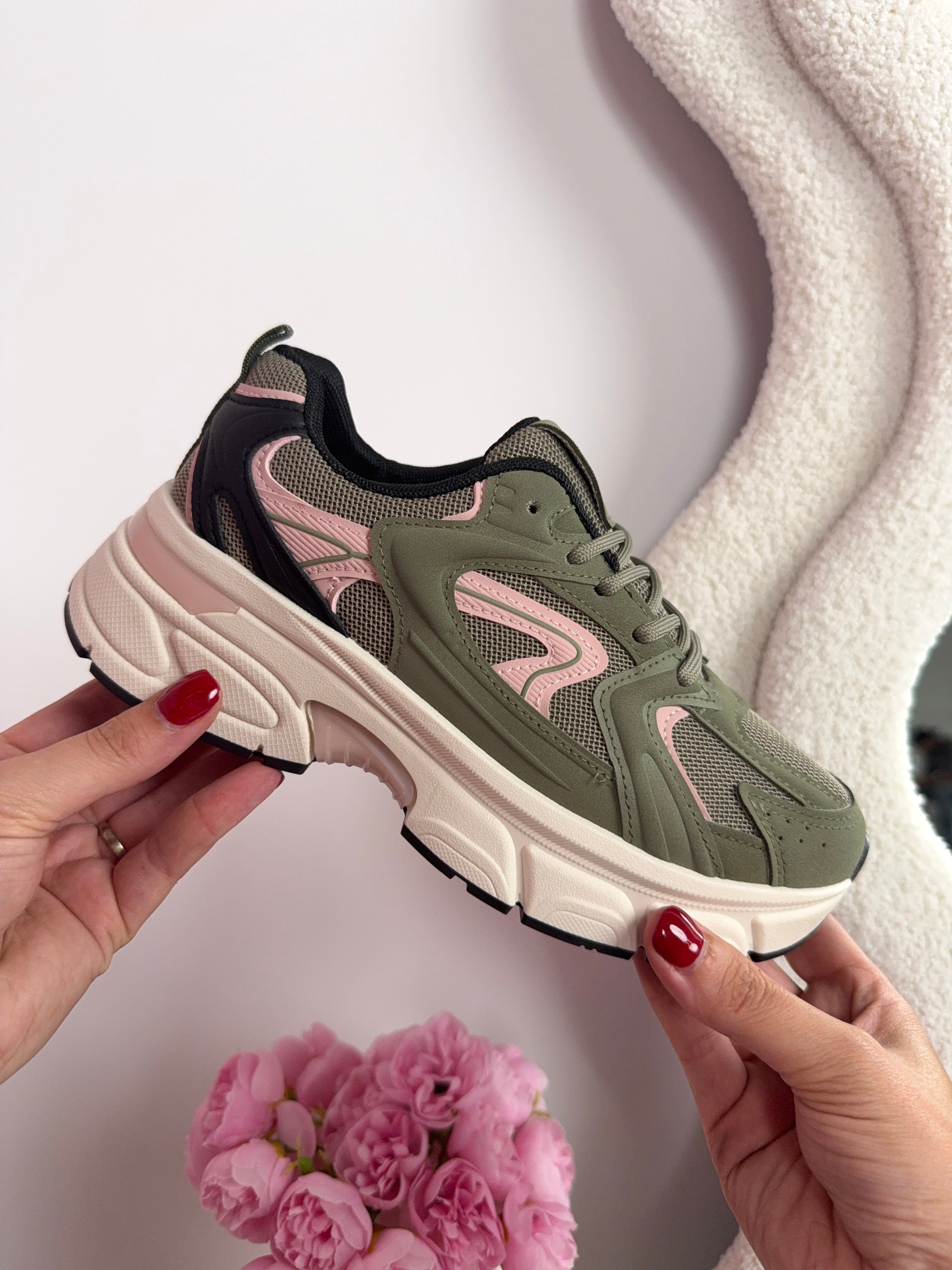 Sneakersy Karen Green