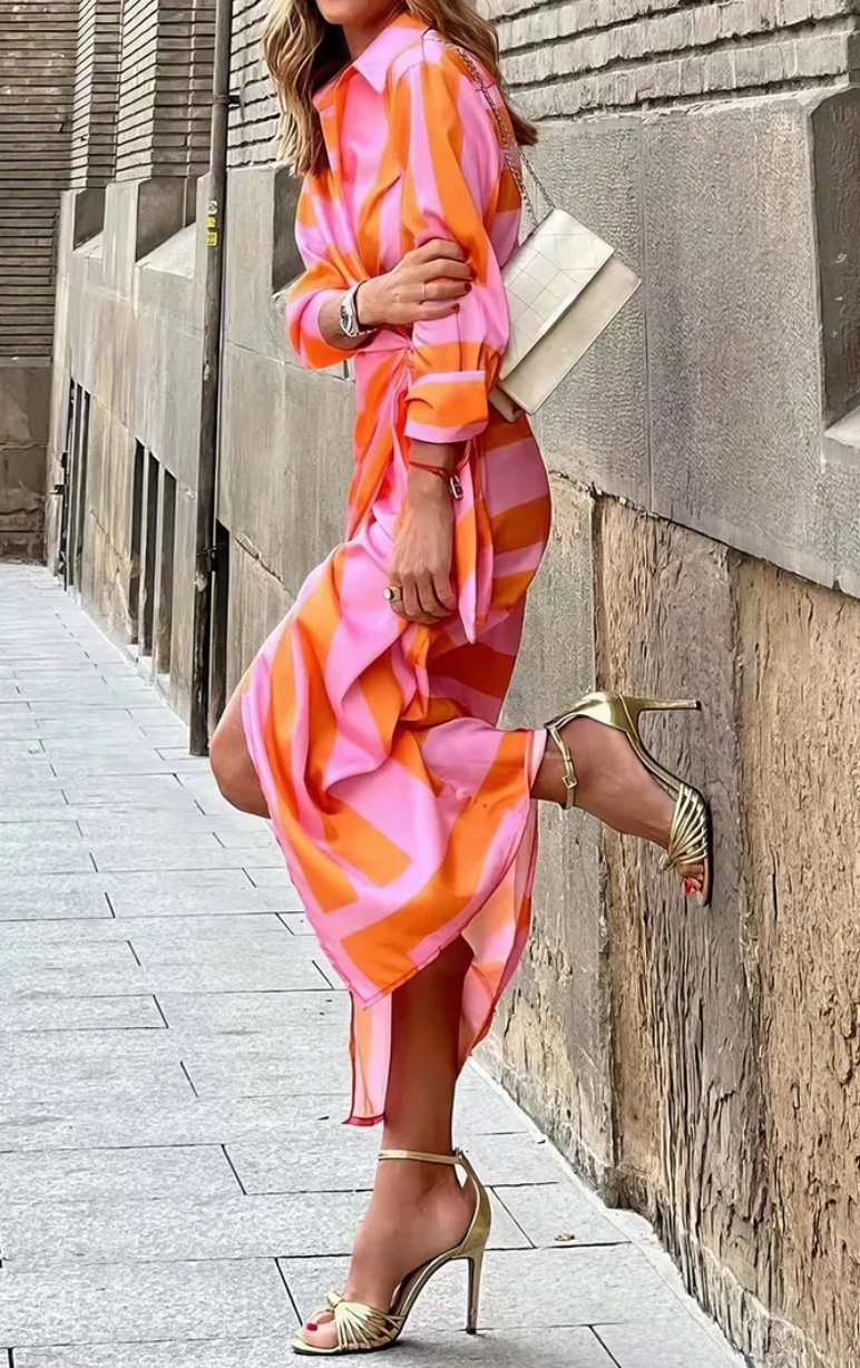 Miral – Elegancka Sukienka Wrap z Wzorem