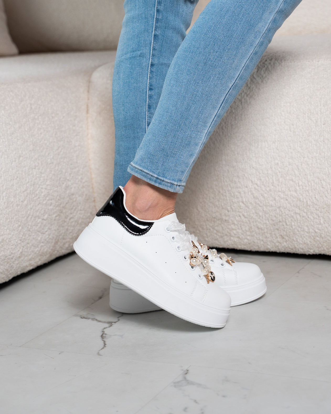 Białe Sneakersy Bisou