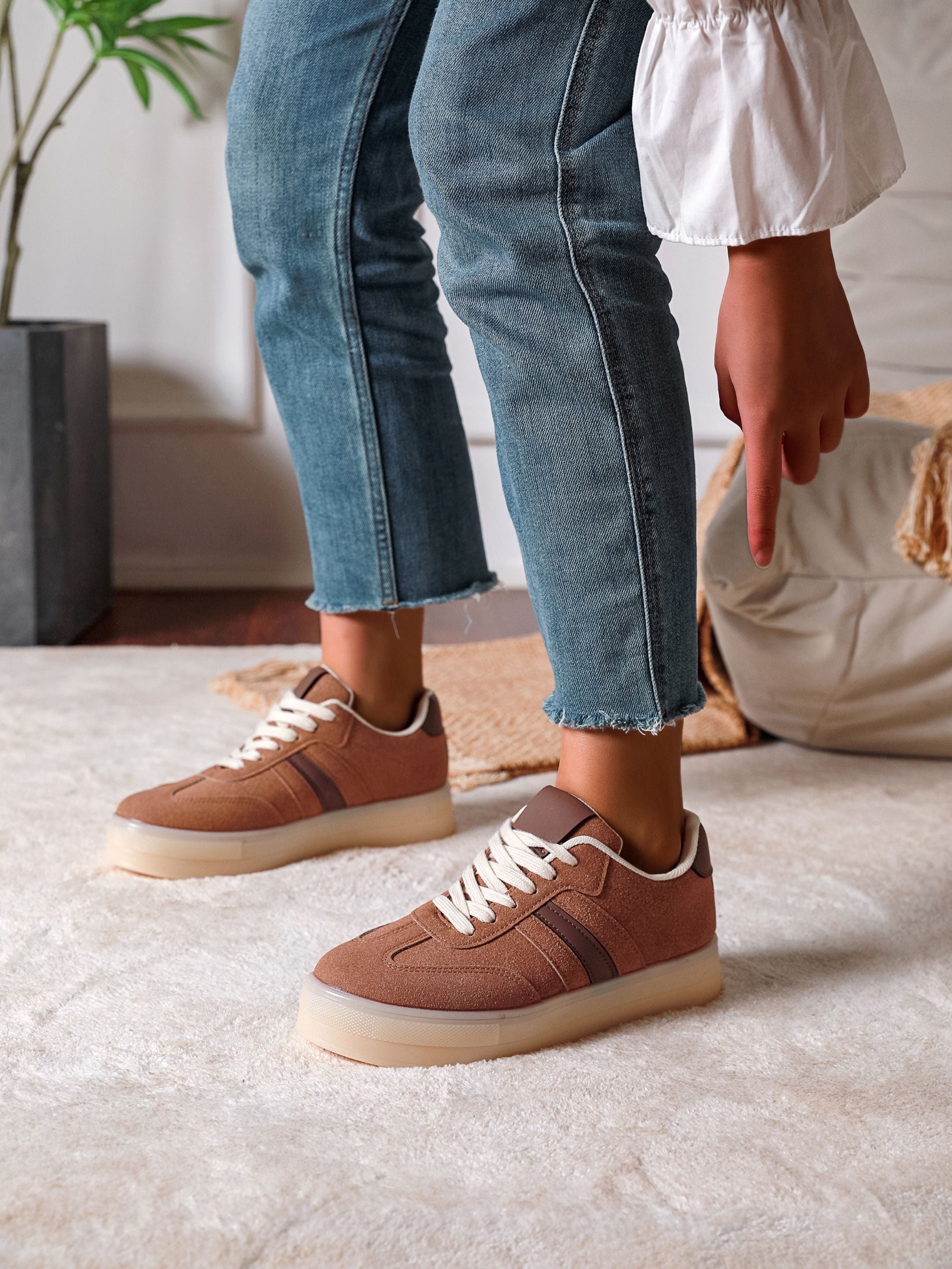 Sneaker Laura Brown