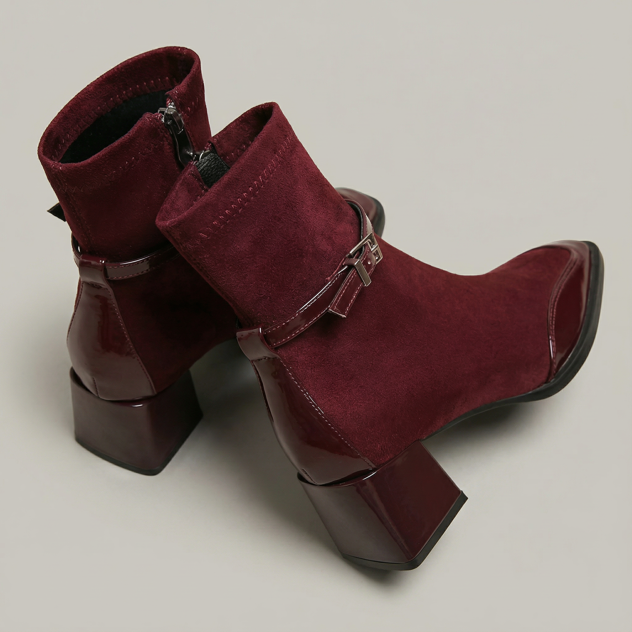Wynoria – Eleganckie botki rzymskie