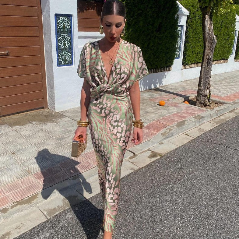 Nela – Elegancka Sukienka Maxi z Zawijanym Detalem
