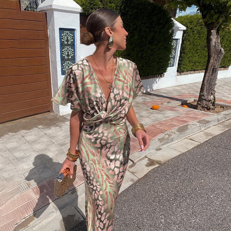 Nela – Elegancka Sukienka Maxi z Zawijanym Detalem