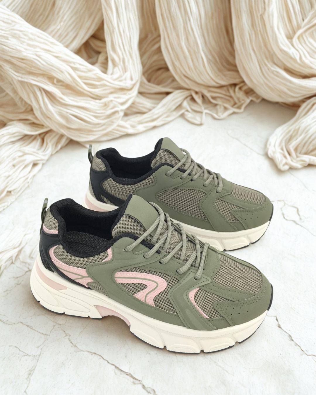 Sneakersy Karen Green